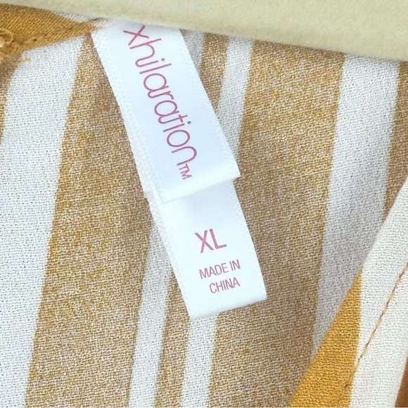 Xhilaration Women’s Short Sleeve Striped Faux Wrap Midi Dress Amber Size XL - Picture 6 of 11